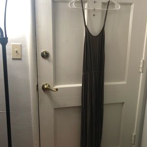 SOLD ON MERC 🍃 Tobi Green Jumpsuit